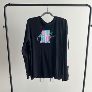 Nike long sleeve shirt.